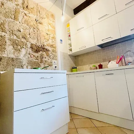 Picasso Art Lägenhet Alghero