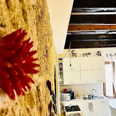 Picasso Art Apartman *