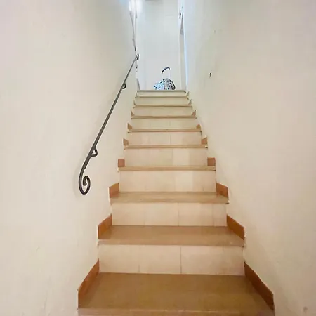 Picasso Art Lägenhet