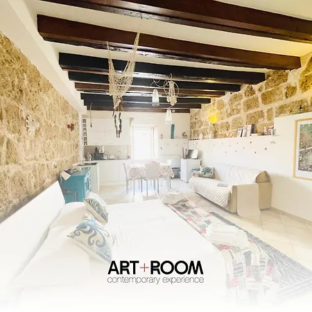 Picasso Art Apartman *